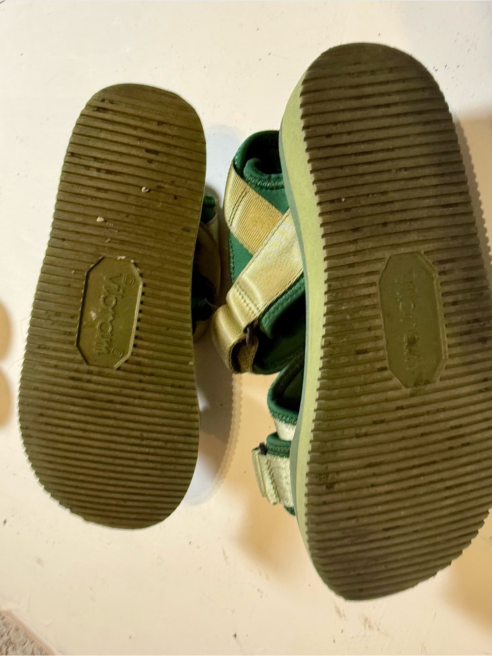 Suicoke Olive Green Hook-and-Loop Strapped Sandals - Picture 3 of 3